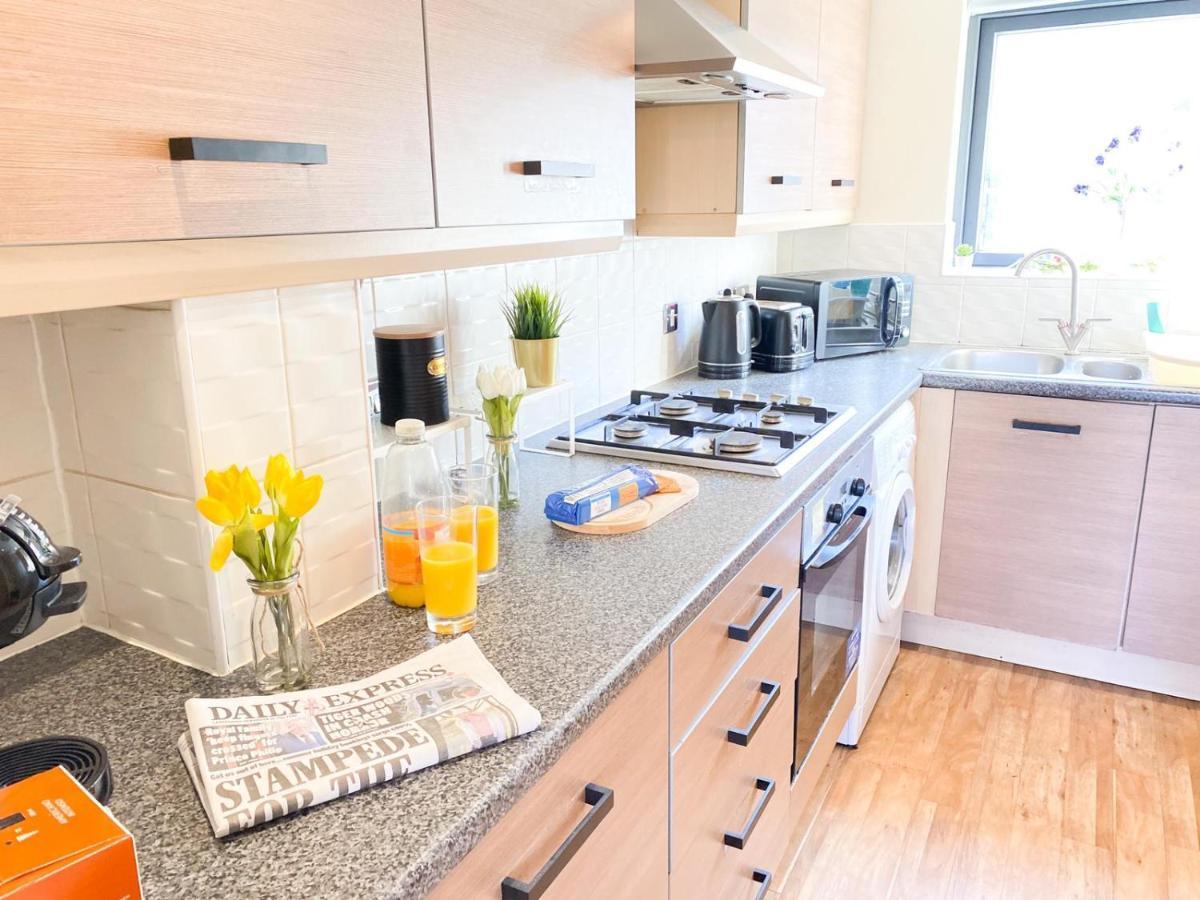 Tudors Esuites House City Centre Netflix Birmingham Eksteriør billede